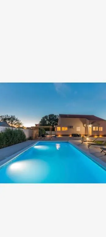 Villa Marina بيوغْغاد نا موغو